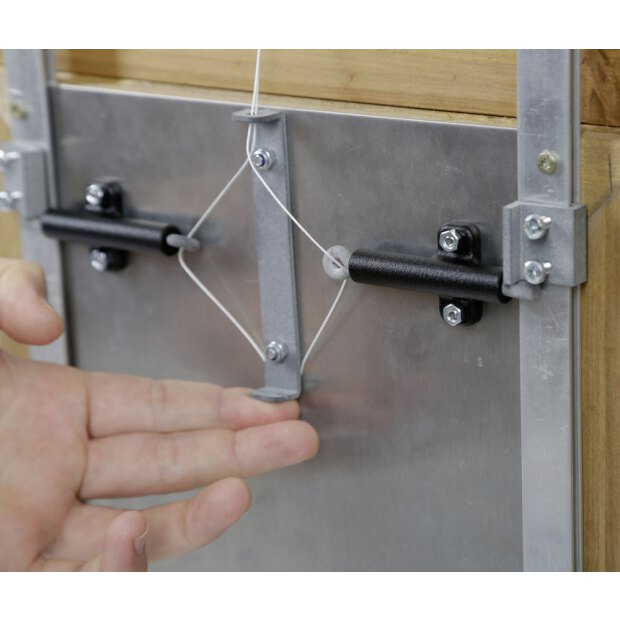 Selbstverriegelung für automatische Hühnertüre